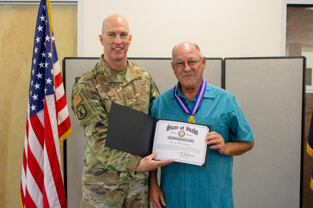 (L-R) Maj. Gen. Timothy Donnellan, Dave Moore